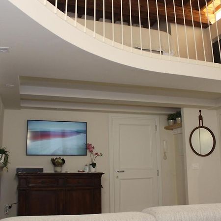 Art Apartment Santa Croce Suite Florence Luaran gambar