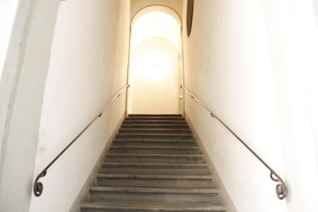 Art Apartment Santa Croce Suite Florence Luaran gambar