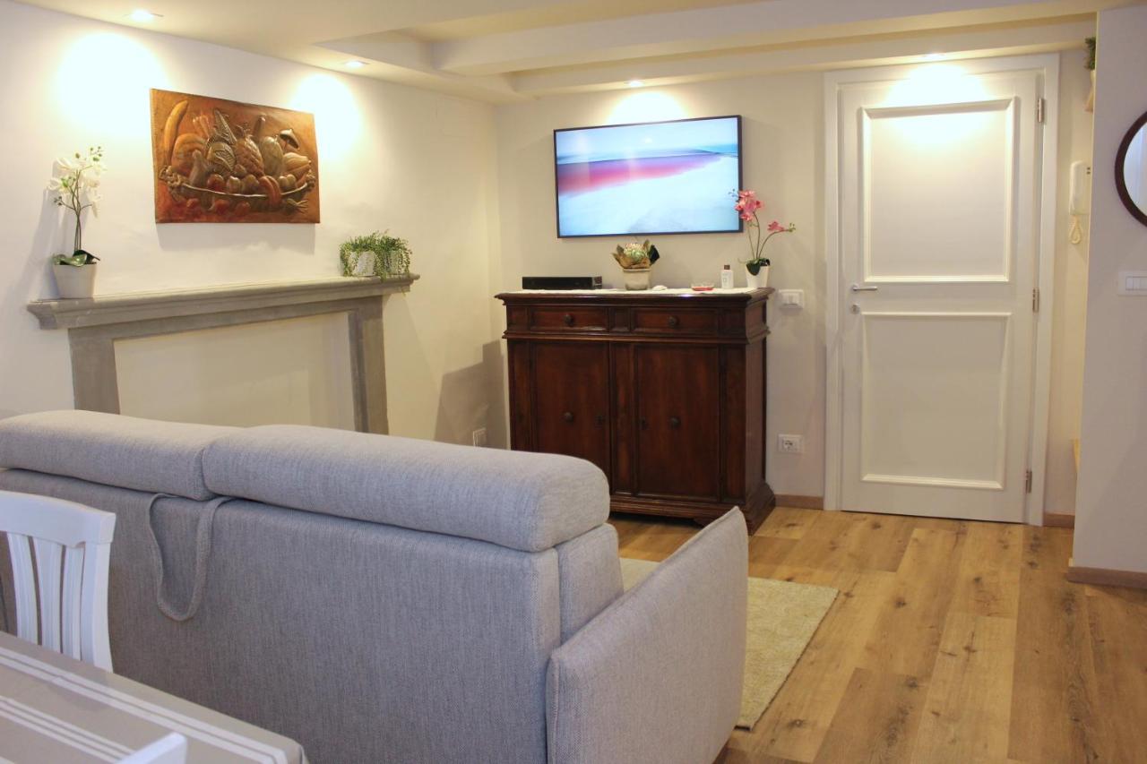 Art Apartment Santa Croce Suite Florence Luaran gambar