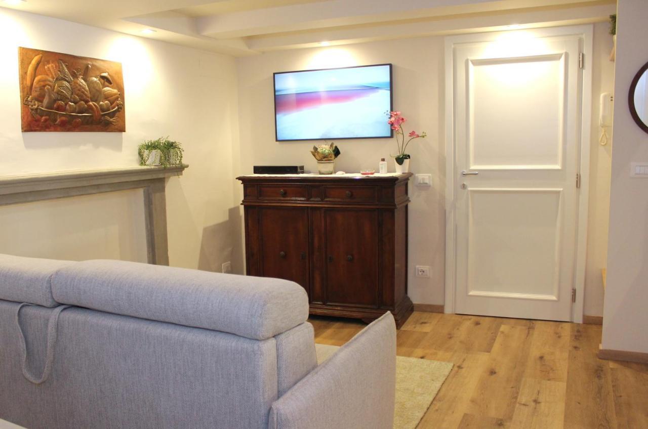 Art Apartment Santa Croce Suite Florence Luaran gambar